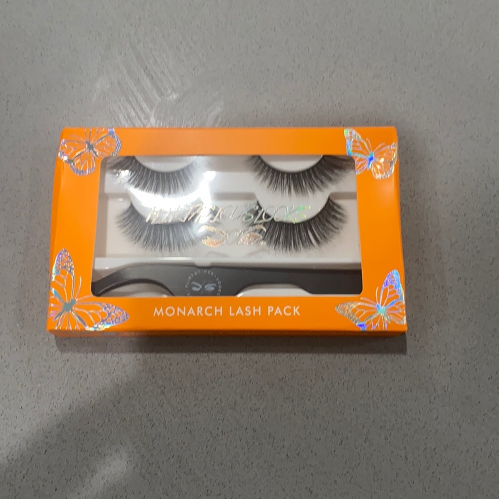 Monarch lash pack